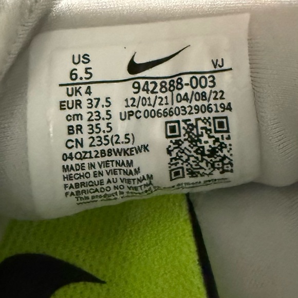 Nike Free TR 8 'Pure Platinum
Igloo' Women - Picture 10 of 10